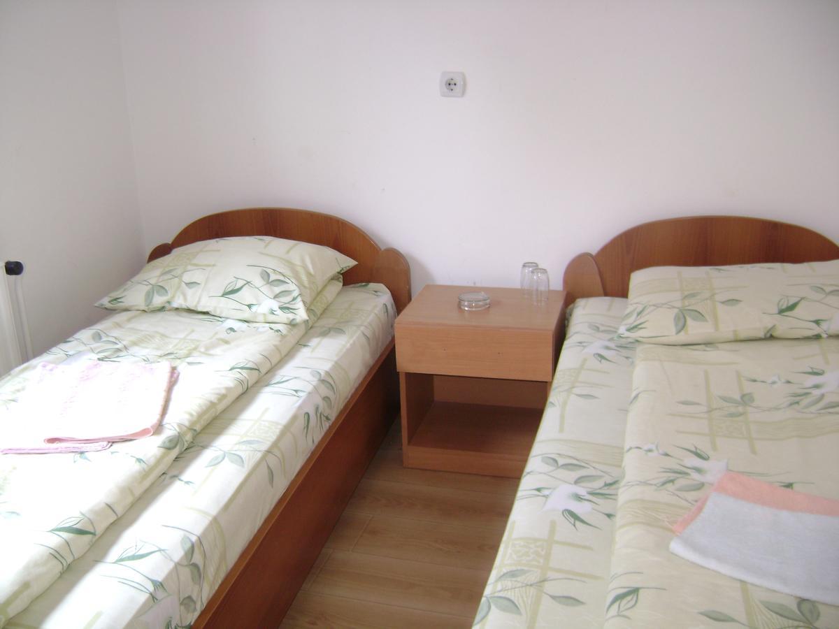 Mm Narcis Bed & Breakfast Vlasina Rid Luaran gambar