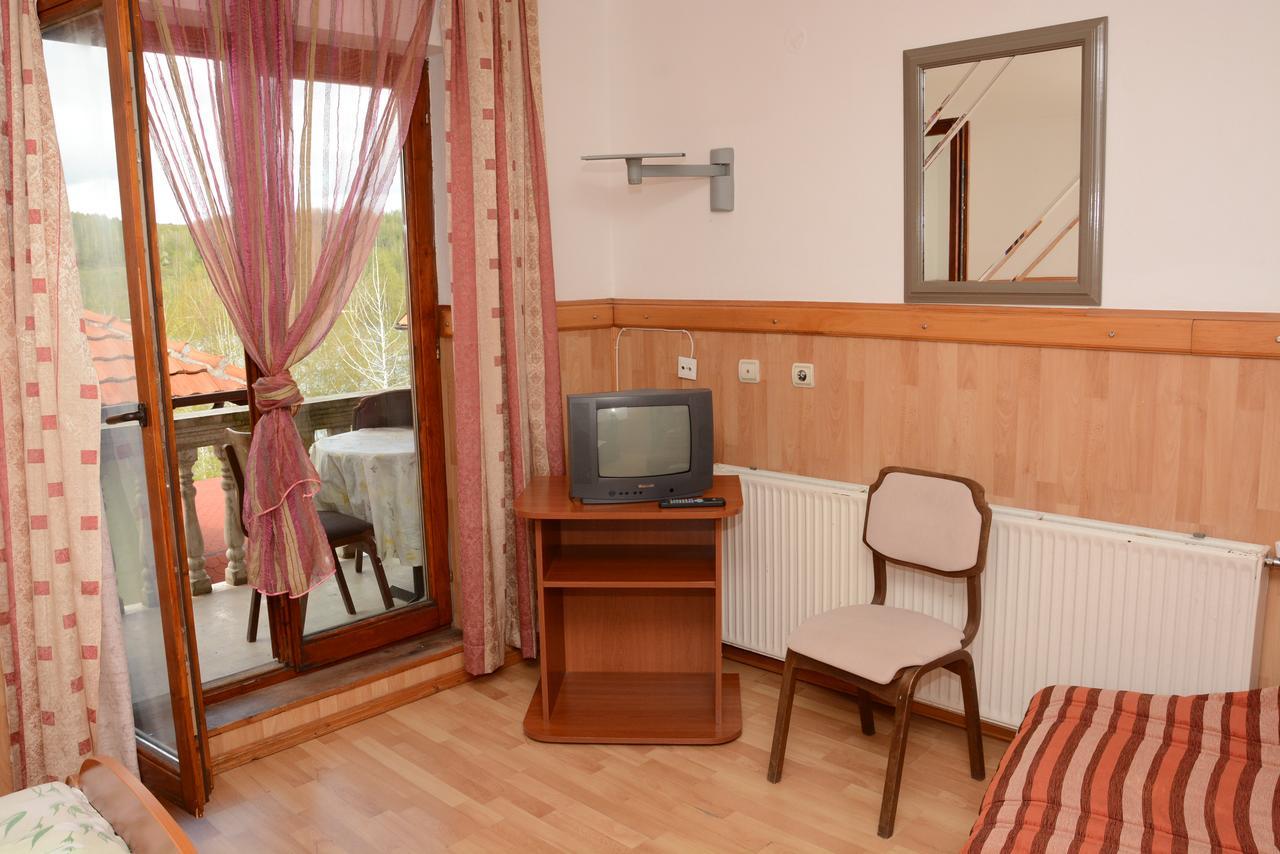 Mm Narcis Bed & Breakfast Vlasina Rid Luaran gambar