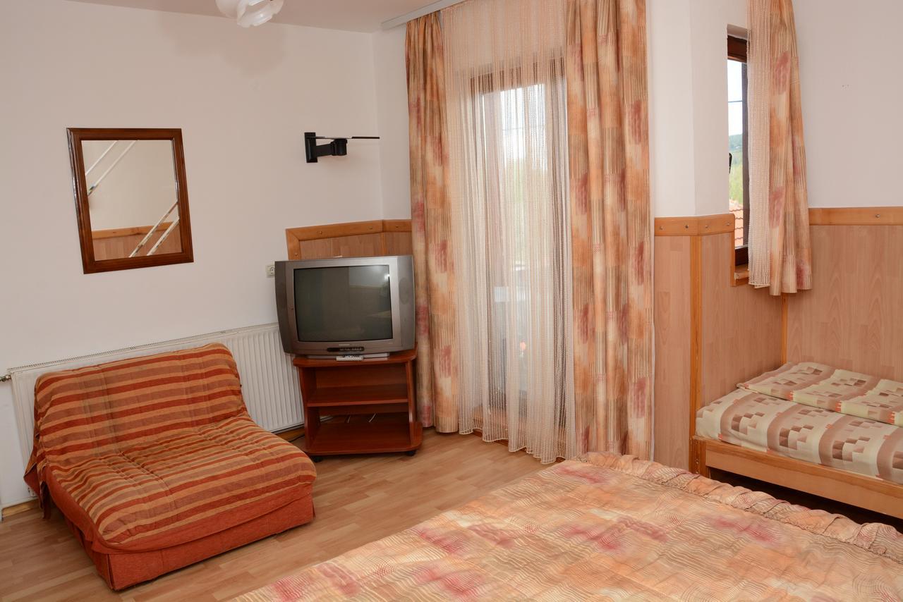 Mm Narcis Bed & Breakfast Vlasina Rid Luaran gambar