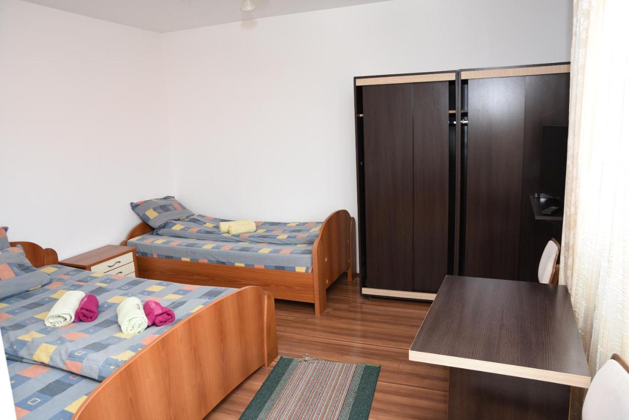 Mm Narcis Bed & Breakfast Vlasina Rid Luaran gambar